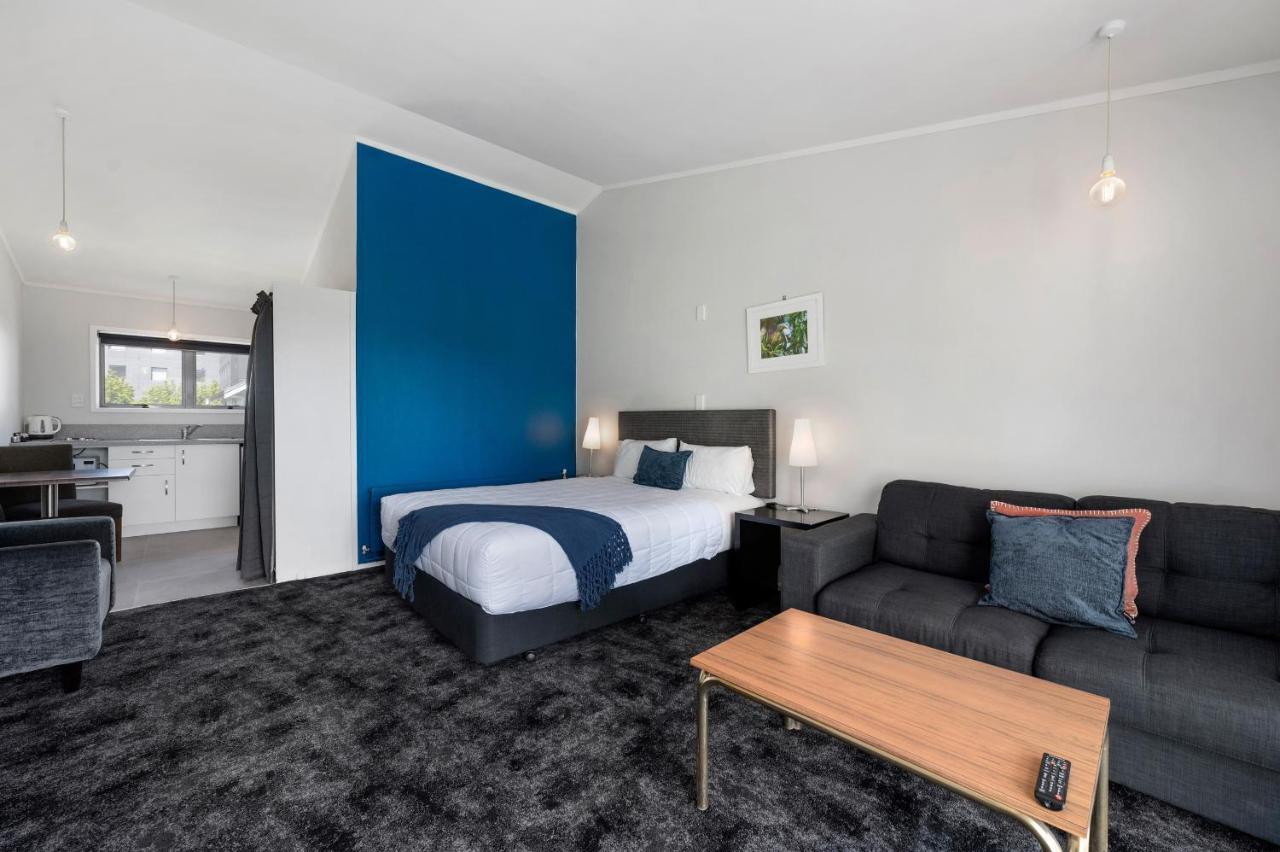 Lake Lodge Motel Роторуа Екстериор снимка